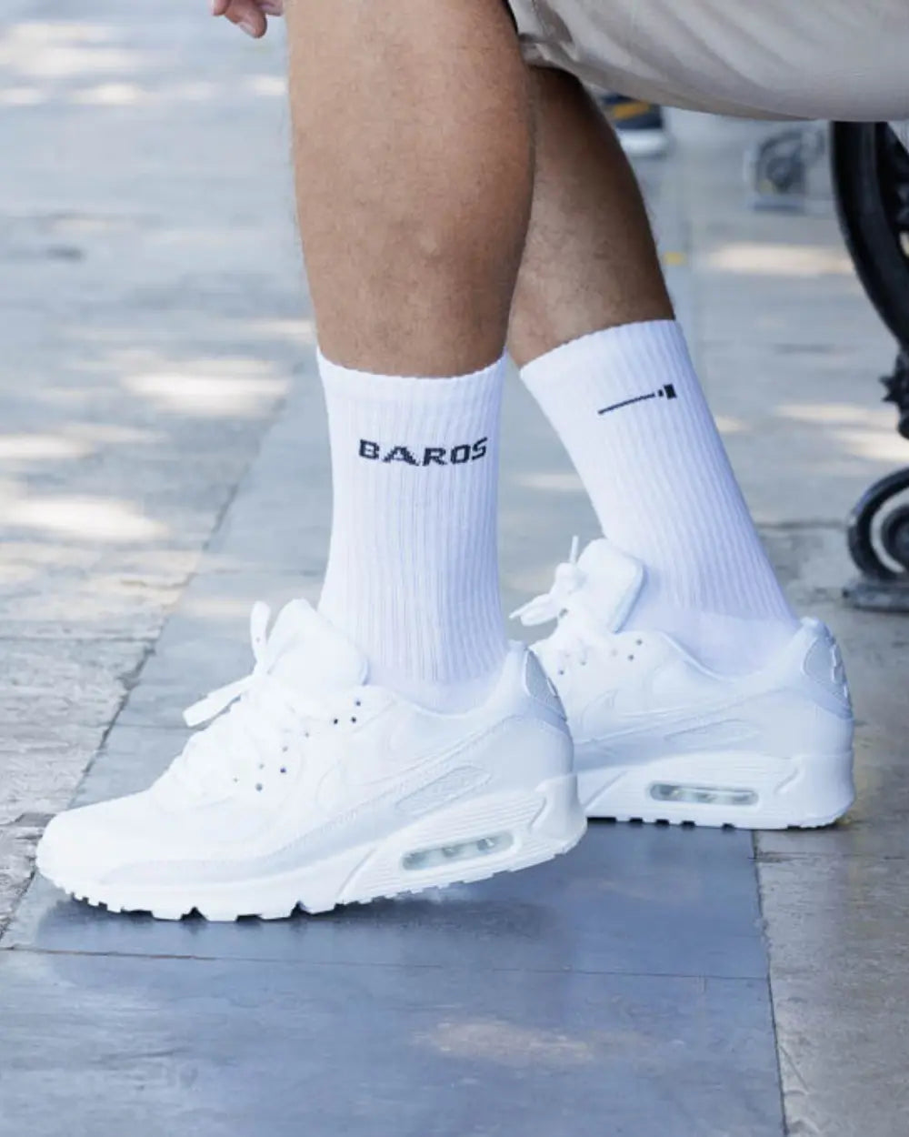 Set 3 perechi sosete lungi barbati din bumbac BAROS albe Din Sertar